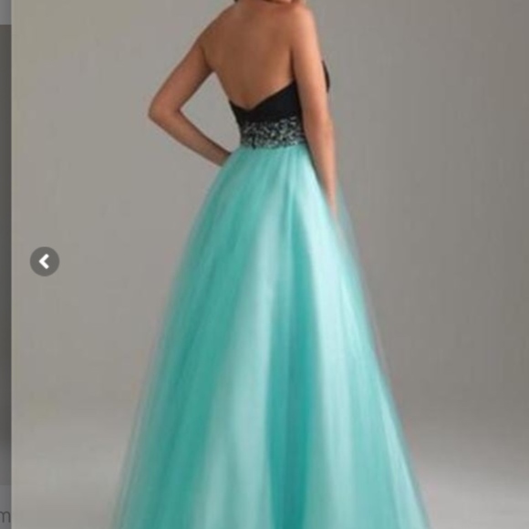 Prom - Picture 7 of 7